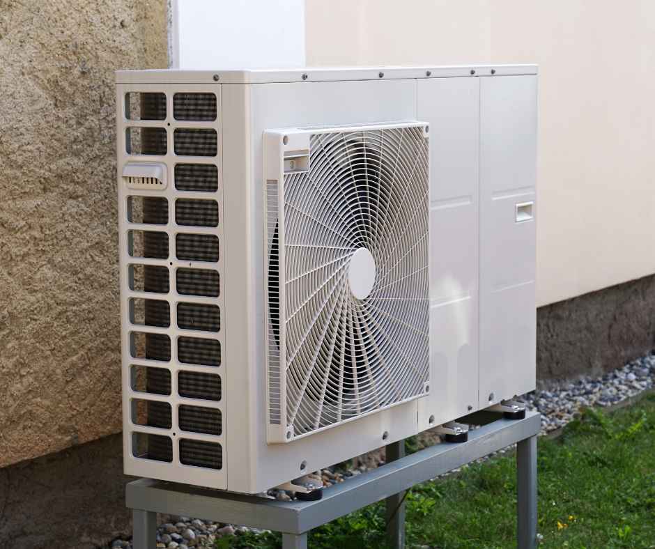 Outdoor heat pump system